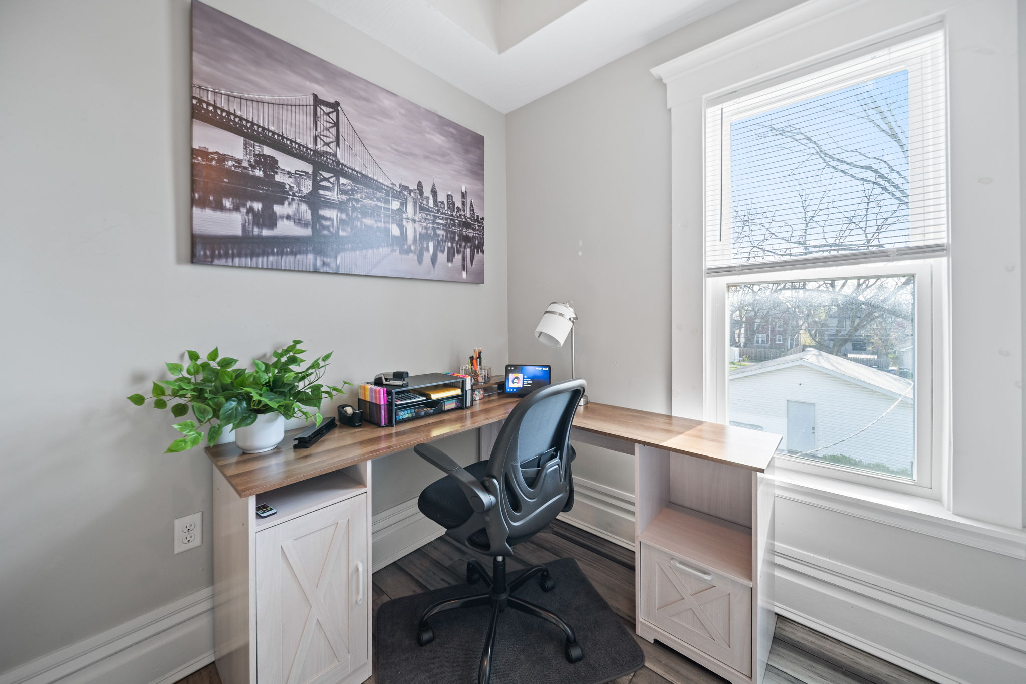 Dedicated office at The Oakwood Retreat
